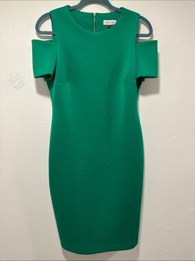 Green Cold-Shoulder Sheath Dress 270